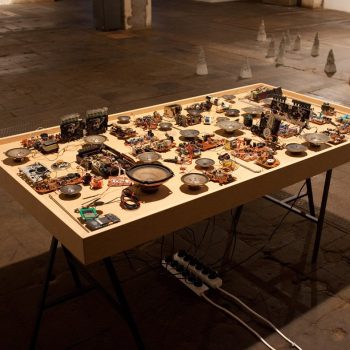 Timetable, 2010, Sound installation, radio parts, MDF, metal. 172X94X80 cm The installation spreads dismantled radio mechanisms that transmit simultaneously various radio stations in a specific time and place.