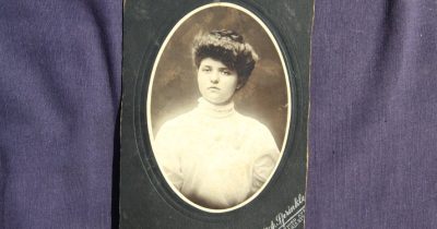 Katarina Poliacikova, 2013; W.A. Sprinkle, 1908