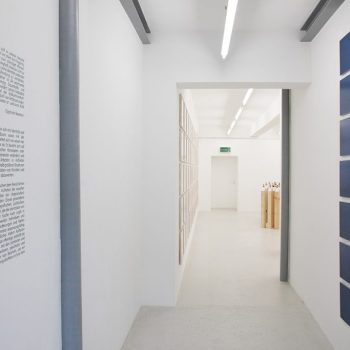 Installation view, ‘Aufheben’, Galerie Heike Strelow, Frankfurt a.M., Germany, 2019
